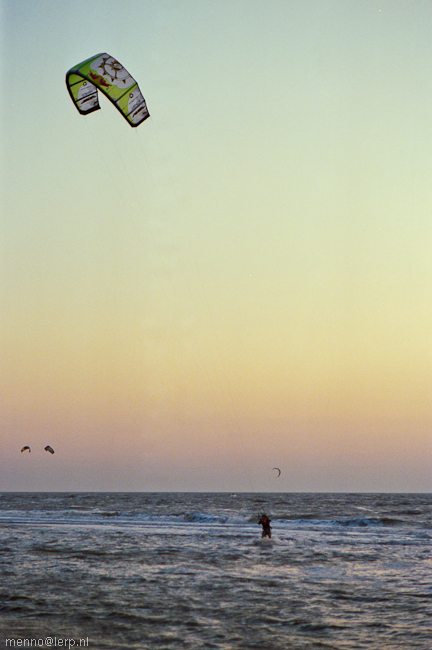 http://www.lerp.nl/images/Beach.jpg http://www.lerp.nl/images/Beach.jpg